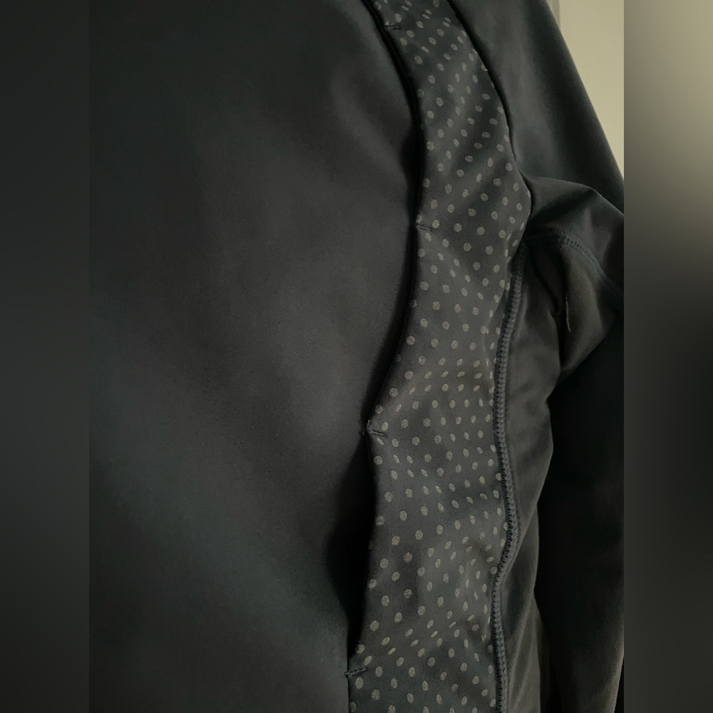 Lululemon Reflective Running Jacket, Size 4 - image 3